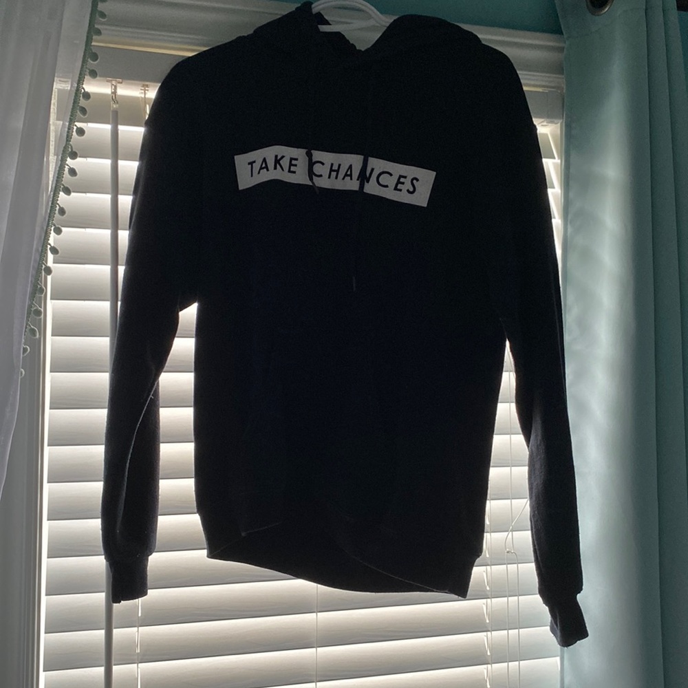Black now or never sweater
